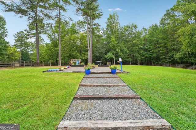 579 Al Roberts Road, Senoia, GA 30276