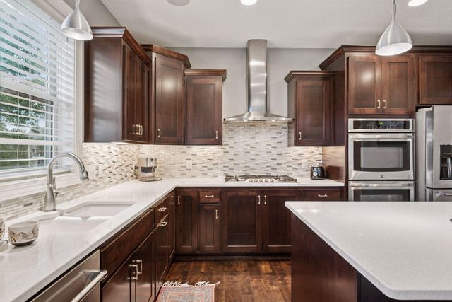 10115 93rd Street NE, Monticello, MN 55362