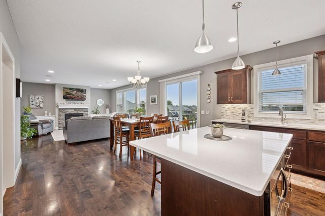 10115 93rd Street NE, Monticello, MN 55362