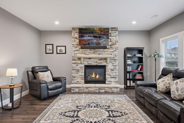 10115 93rd Street NE, Monticello, MN 55362