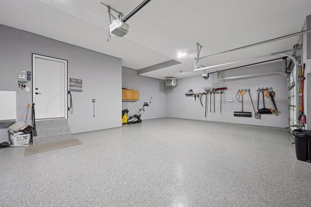 10115 93rd Street NE, Monticello, MN 55362