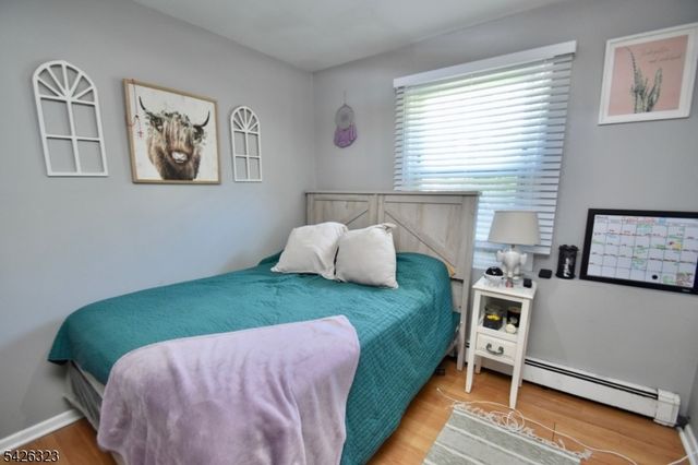 15 Cross St, Dover Town, NJ 07801