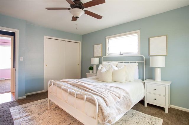 8878 Westbrooke Drive, Overland Park, KS 66212
