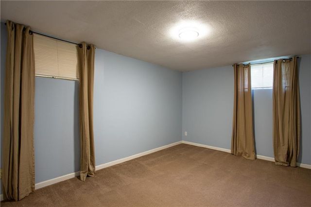 8878 Westbrooke Drive, Overland Park, KS 66212