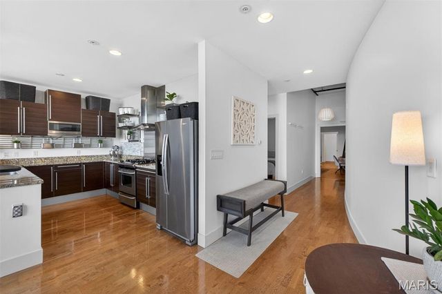 4100 Forest Park Avenue 403, St Louis, MO 63108