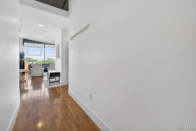 4100 Forest Park Avenue 403, St Louis, MO 63108