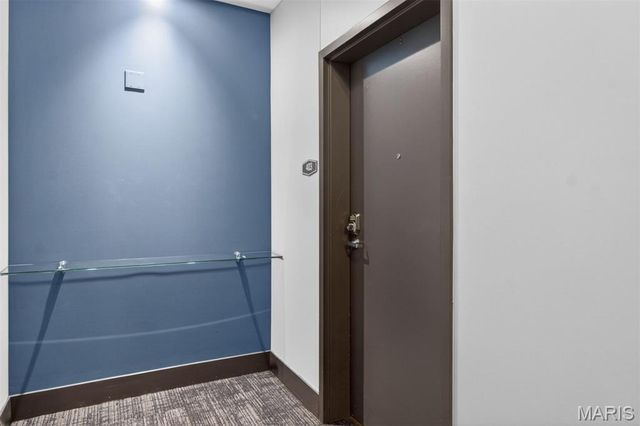 4100 Forest Park Avenue 403, St Louis, MO 63108