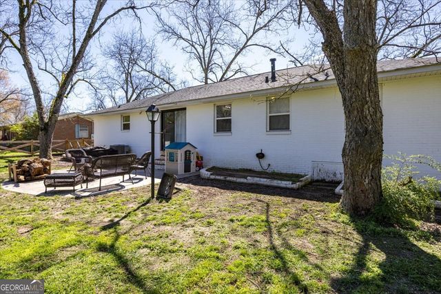 163 Grove Street, Barnesville, GA 30204