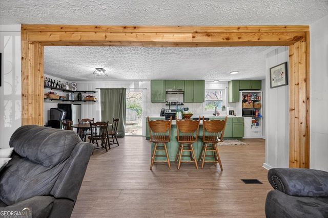 163 Grove Street, Barnesville, GA 30204