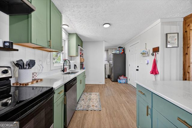 163 Grove Street, Barnesville, GA 30204