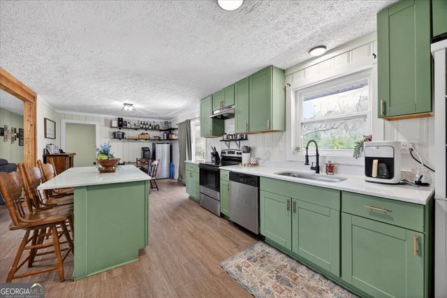 163 Grove Street, Barnesville, GA 30204