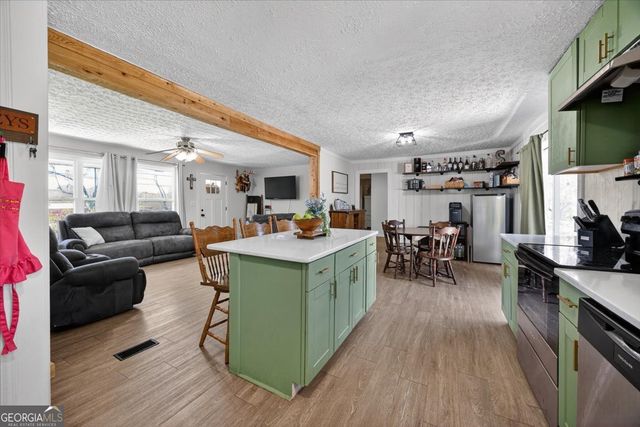 163 Grove Street, Barnesville, GA 30204