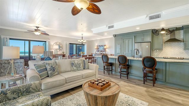 1100 BENJAMIN FRANKLIN DRIVE 204, Sarasota, FL 34236
