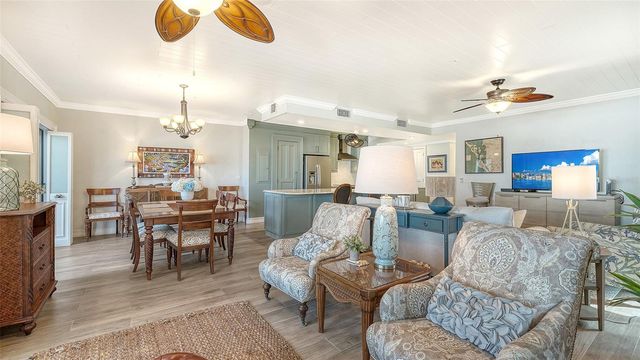 1100 BENJAMIN FRANKLIN DRIVE 204, Sarasota, FL 34236