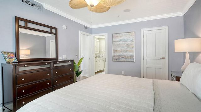 1100 BENJAMIN FRANKLIN DRIVE 204, Sarasota, FL 34236