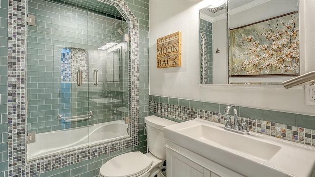 1100 BENJAMIN FRANKLIN DRIVE 204, Sarasota, FL 34236