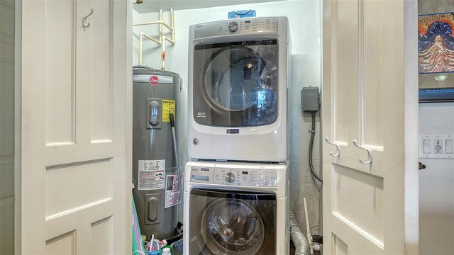 1100 BENJAMIN FRANKLIN DRIVE 204, Sarasota, FL 34236
