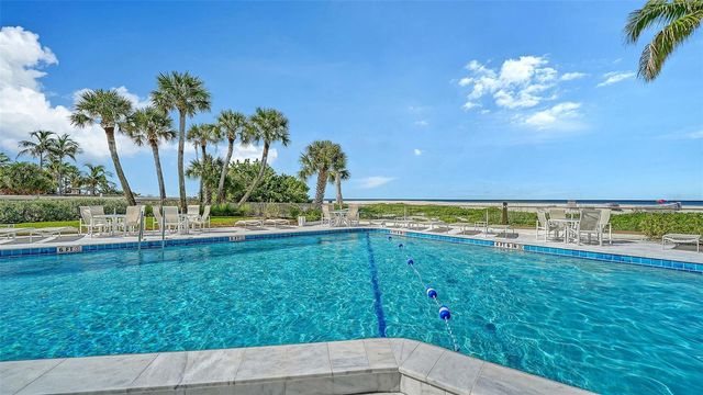 1100 BENJAMIN FRANKLIN DRIVE 204, Sarasota, FL 34236