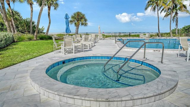 1100 BENJAMIN FRANKLIN DRIVE 204, Sarasota, FL 34236