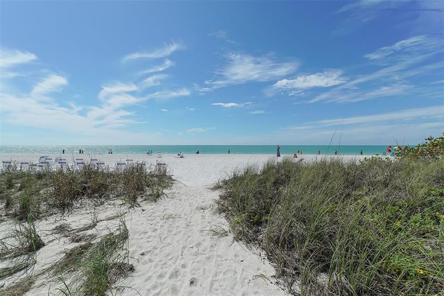 1100 BENJAMIN FRANKLIN DRIVE 204, Sarasota, FL 34236