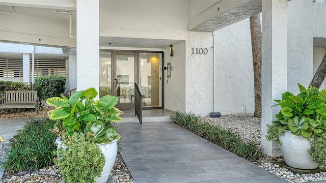 1100 BENJAMIN FRANKLIN DRIVE 204, Sarasota, FL 34236