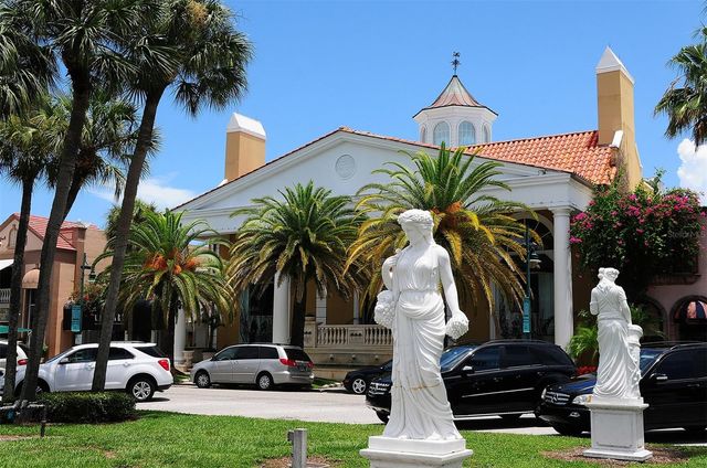 1100 BENJAMIN FRANKLIN DRIVE 204, Sarasota, FL 34236