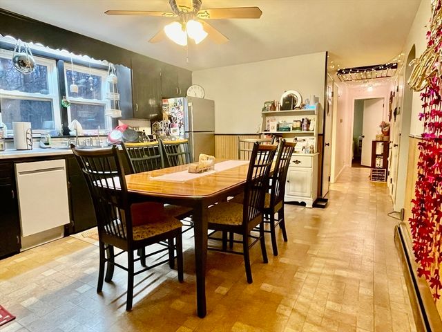 26 Valleyview Rd, Leominster, MA 01453