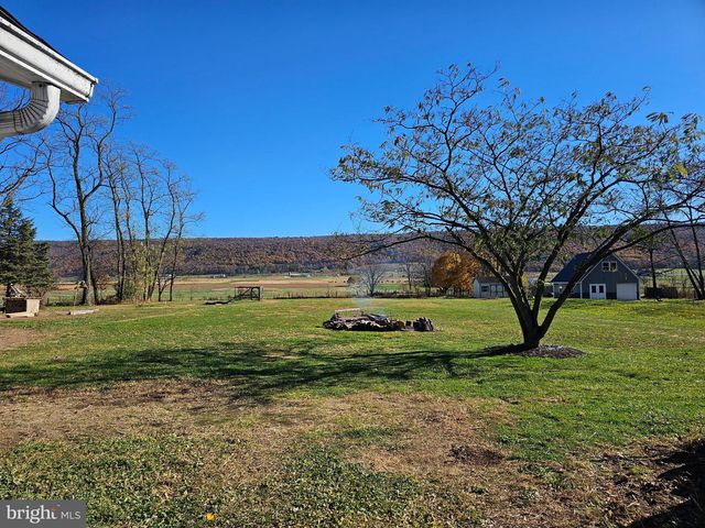 141 E MAIN ST, Allensville, PA 17002