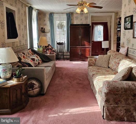 141 E MAIN ST, Allensville, PA 17002