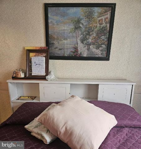 141 E MAIN ST, Allensville, PA 17002