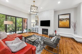 1901 W 14th 1/2 Street C, Houston, TX 77008