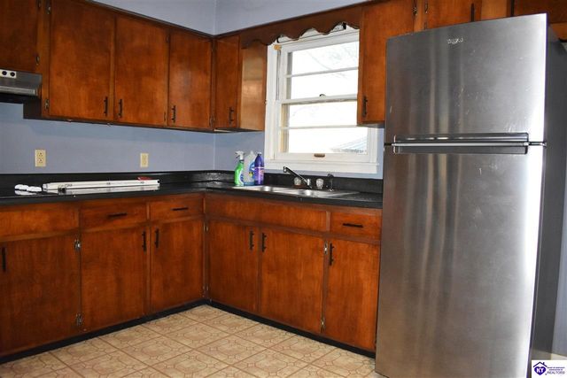 1705 St Paul Road, Leitchfield, KY 42754