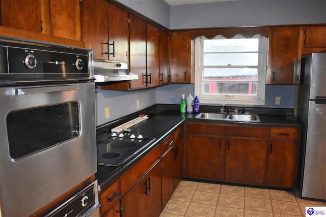 1705 St Paul Road, Leitchfield, KY 42754