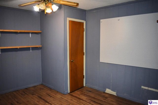 1705 St Paul Road, Leitchfield, KY 42754