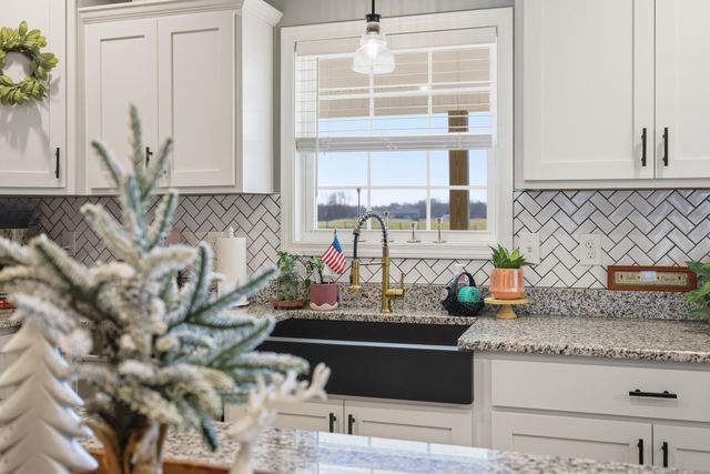 743 Garriott Lane, Harrodsburg, KY 40330