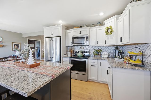743 Garriott Lane, Harrodsburg, KY 40330