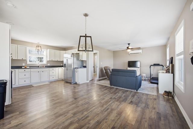 743 Garriott Lane, Harrodsburg, KY 40330