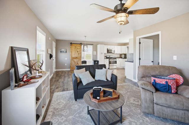 743 Garriott Lane, Harrodsburg, KY 40330