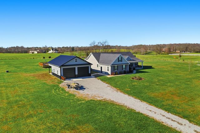 743 Garriott Lane, Harrodsburg, KY 40330
