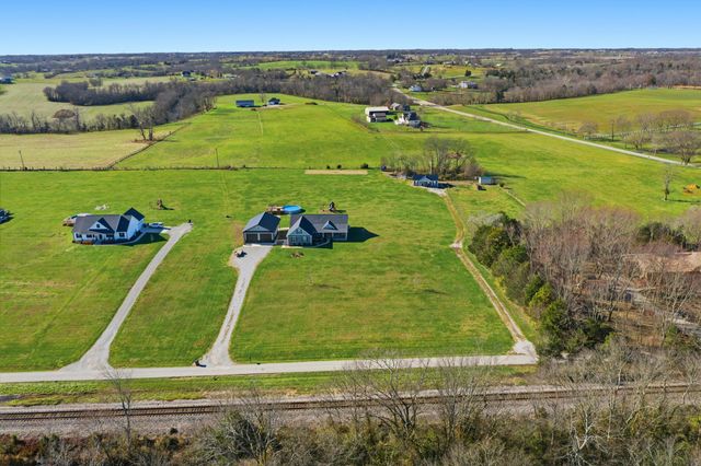 743 Garriott Lane, Harrodsburg, KY 40330