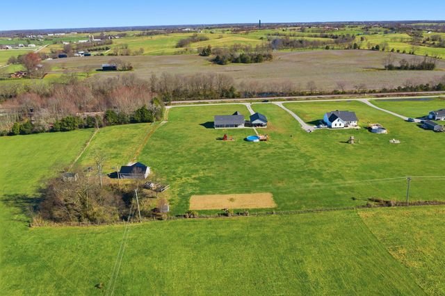 743 Garriott Lane, Harrodsburg, KY 40330