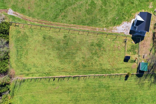 743 Garriott Lane, Harrodsburg, KY 40330