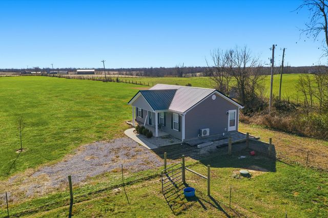 743 Garriott Lane, Harrodsburg, KY 40330