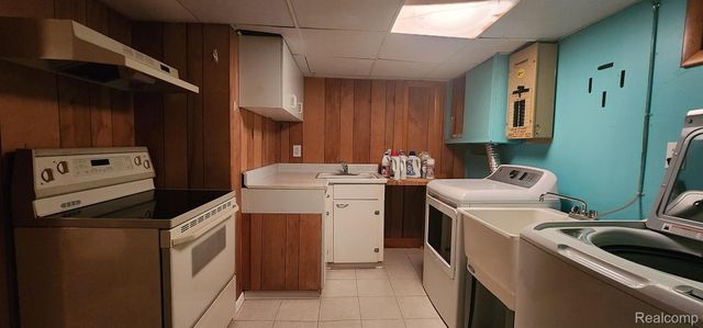 27605 W HURON RIVER Drive, Flat Rock, MI 48134