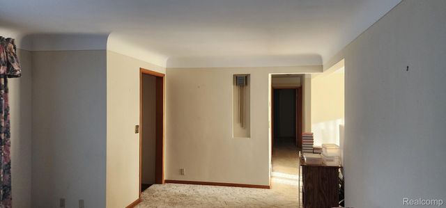 27605 W HURON RIVER Drive, Flat Rock, MI 48134