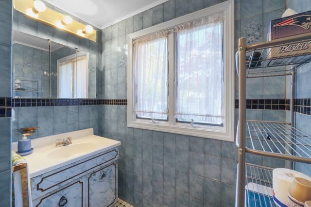 45 Norman Avenue, Taunton, MA 02780