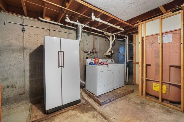 45 Norman Avenue, Taunton, MA 02780