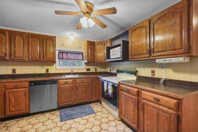 45 Norman Avenue, Taunton, MA 02780