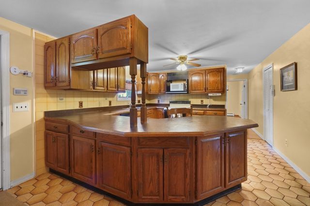 45 Norman Avenue, Taunton, MA 02780