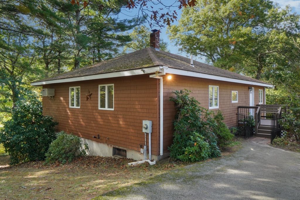 45 Norman Avenue, Taunton, MA 02780